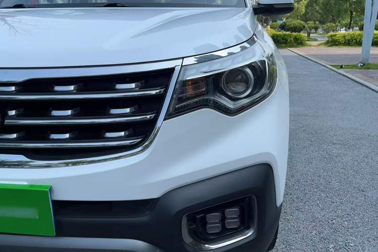 Used Kia Sportage R 2019 2.0L Automatic Smart Luxury Edition Left Front Headlight