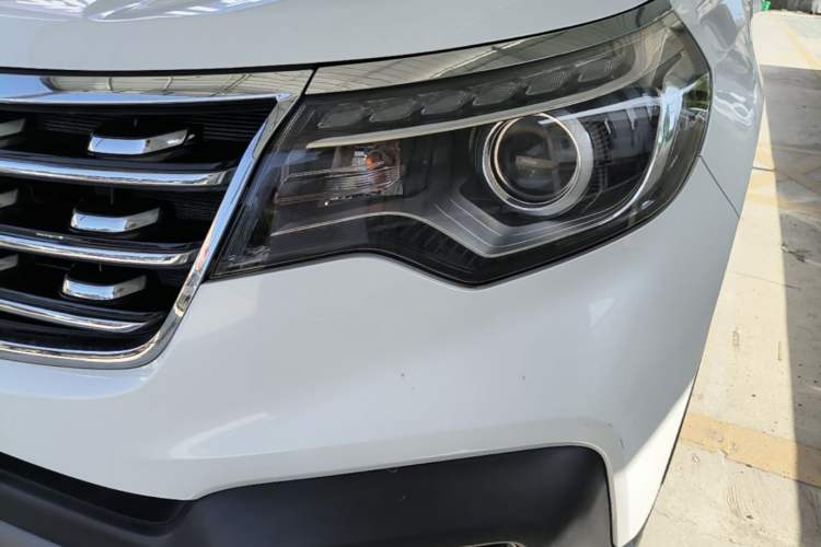 Used Kia Sportage R 2019 2.0L Automatic Smart Luxury Edition Left Front Headlight
