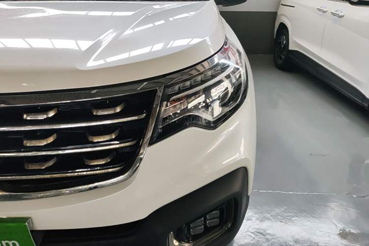 Used Kia Sportage R 2019 2.0L Automatic Smart Luxury Edition Left Front Headlight
