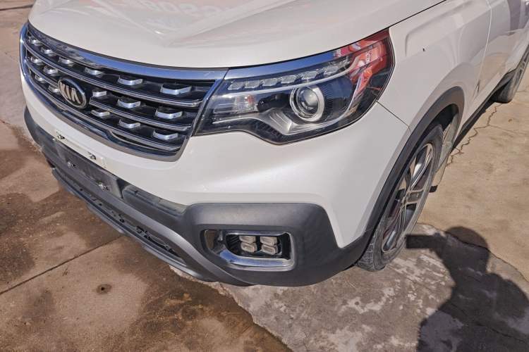 Used Kia Sportage R 2019 2.0L Automatic Smart Luxury Edition Left Front Headlight