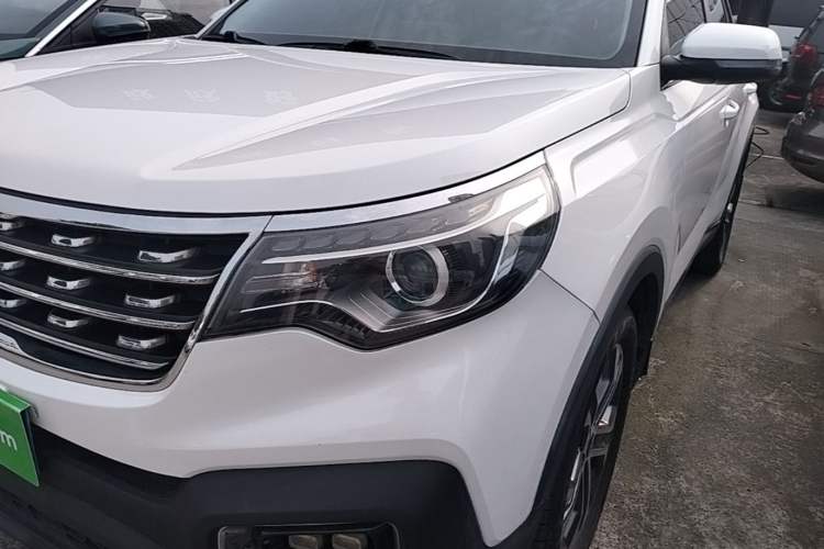 Used Kia Sportage R 2019 2.0L Automatic Smart Luxury Edition Left Front Headlight