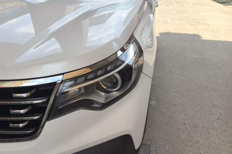 Used Kia Sportage R 2019 2.0L Automatic Smart Luxury Edition Left Front Headlight