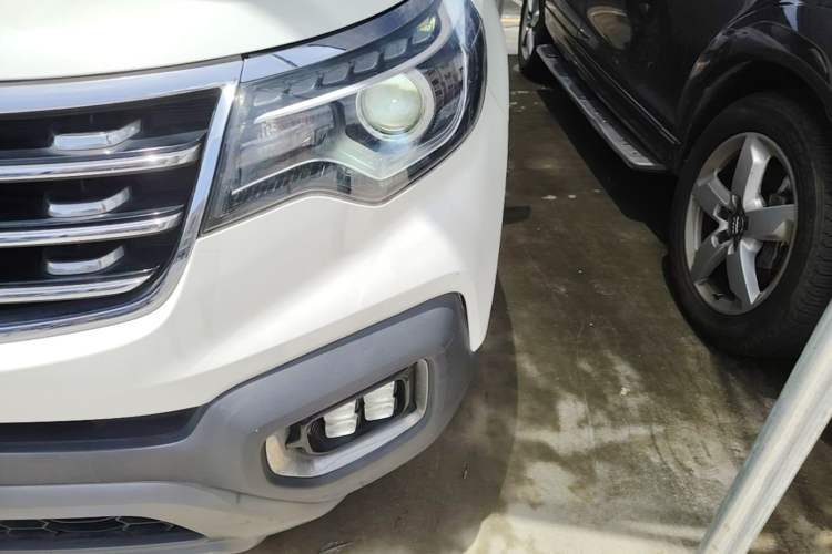 Used Kia Sportage R 2019 2.0L Automatic Smart Luxury Edition Left Front Headlight