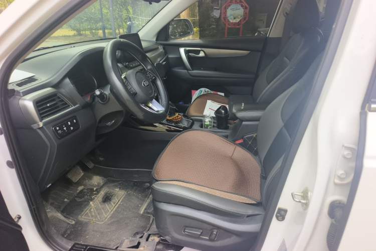 Used Kia Sportage R 2019 2.0L Automatic Smart Luxury Edition Left Front Seat