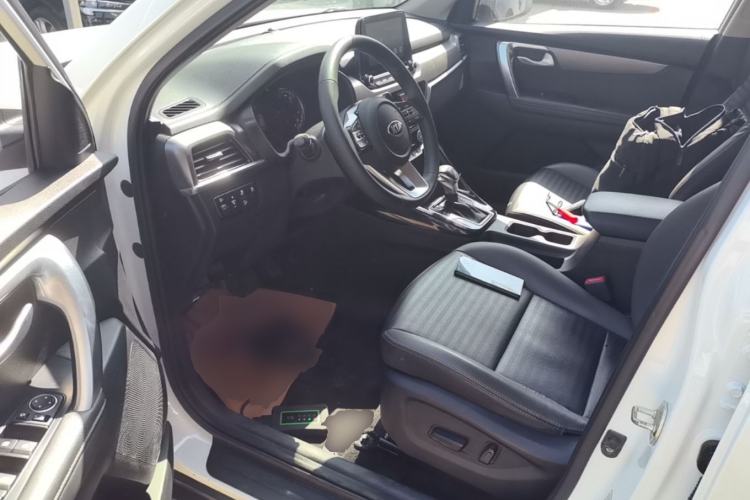 Used Kia Sportage R 2019 2.0L Automatic Smart Luxury Edition Left Front Seat