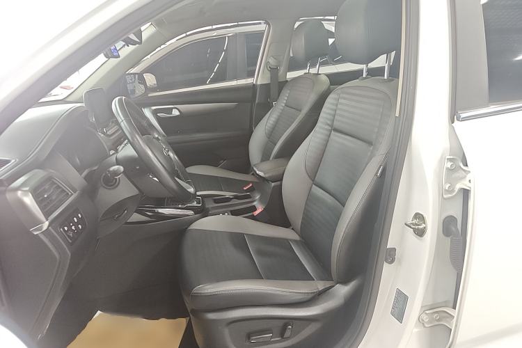 Used Kia Sportage R 2019 2.0L Automatic Smart Luxury Edition Left Front Seat