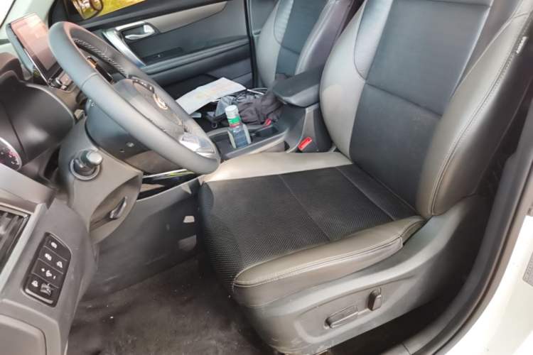 Used Kia Sportage R 2019 2.0L Automatic Smart Luxury Edition Left Front Seat