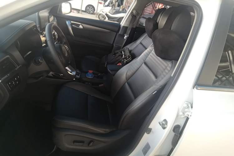 Used Kia Sportage R 2019 2.0L Automatic Smart Luxury Edition Left Front Seat