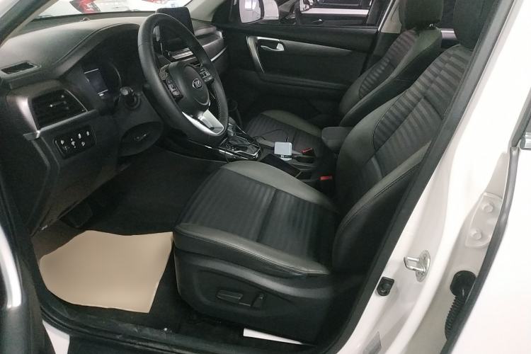 Used Kia Sportage R 2019 2.0L Automatic Smart Luxury Edition Left Front Seat