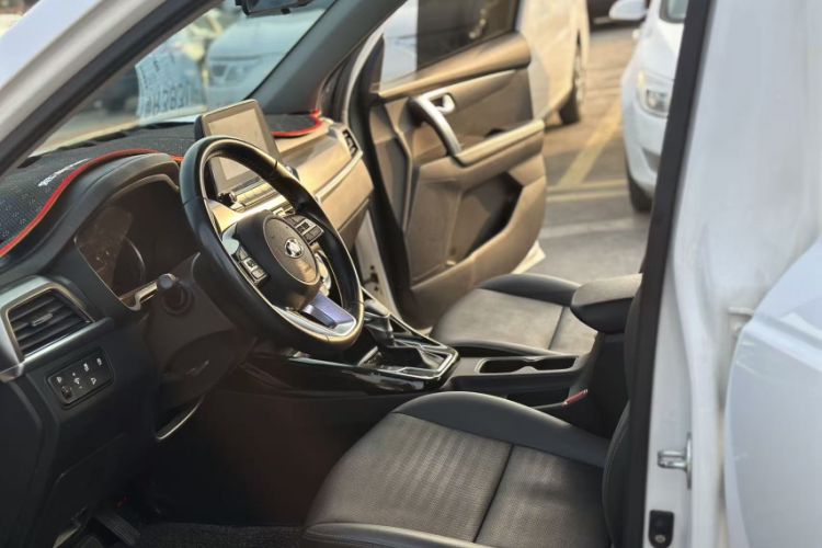 Used Kia Sportage R 2019 2.0L Automatic Smart Luxury Edition Left Front Seat