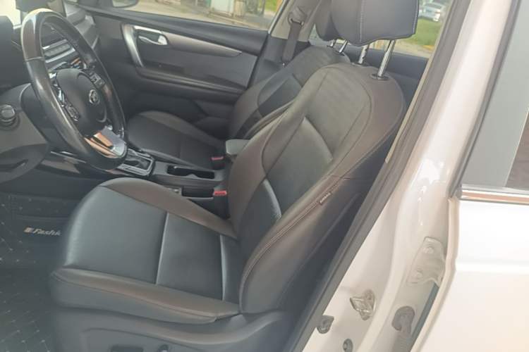 Used Kia Sportage R 2019 2.0L Automatic Smart Luxury Edition Left Front Seat