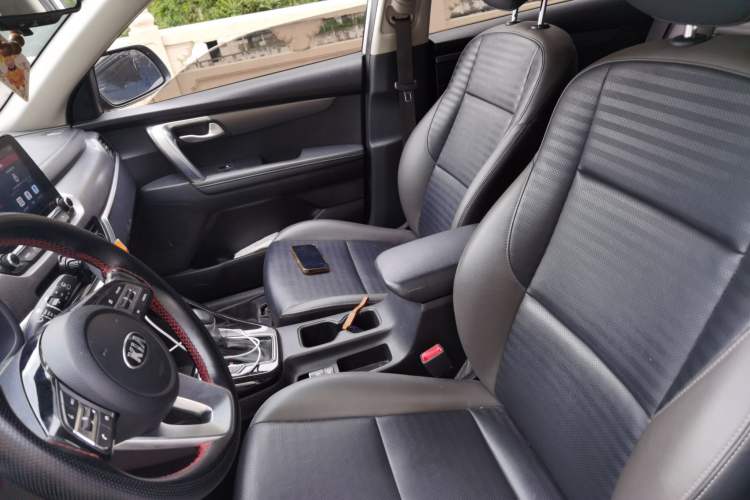 Used Kia Sportage R 2019 2.0L Automatic Smart Luxury Edition Left Front Seat