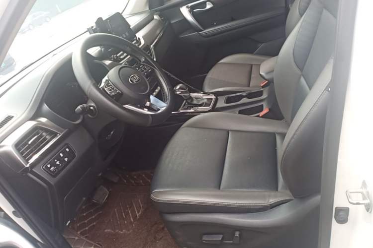 Used Kia Sportage R 2019 2.0L Automatic Smart Luxury Edition Left Front Seat