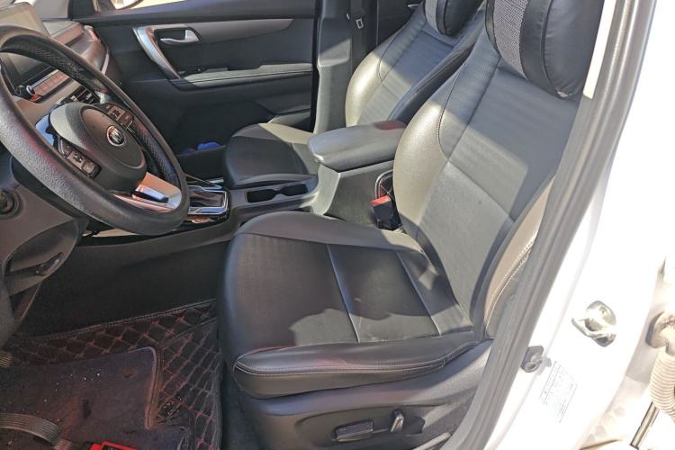 Used Kia Sportage R 2019 2.0L Automatic Smart Luxury Edition Left Front Seat