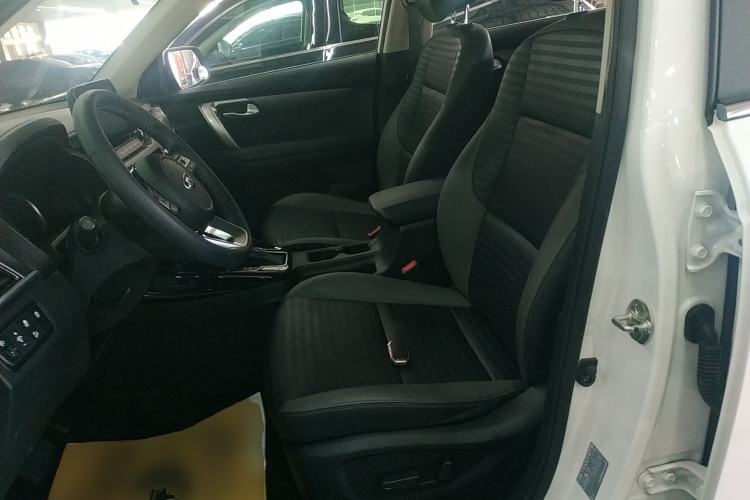 Used Kia Sportage R 2019 2.0L Automatic Smart Luxury Edition Left Front Seat