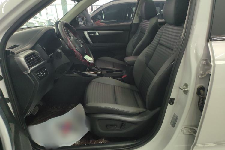 Used Kia Sportage R 2019 2.0L Automatic Smart Luxury Edition Left Front Seat