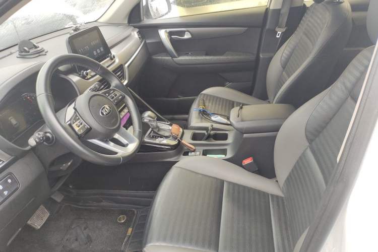 Used Kia Sportage R 2019 2.0L Automatic Smart Luxury Edition Left Front Seat