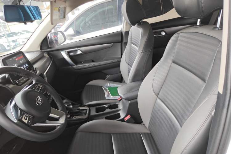 Used Kia Sportage R 2019 2.0L Automatic Smart Luxury Edition Left Front Seat