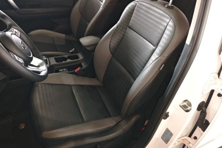 Used Kia Sportage R 2019 2.0L Automatic Smart Luxury Edition Left Front Seat
