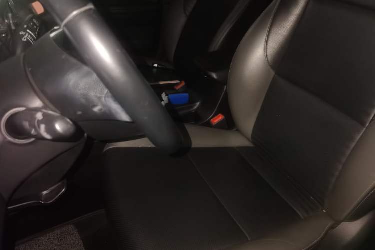 Used Kia Sportage R 2019 2.0L Automatic Smart Luxury Edition Left Front Seat