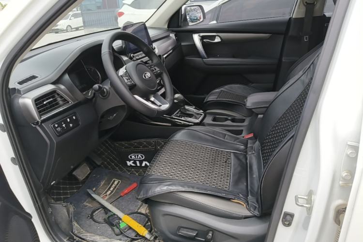 Used Kia Sportage R 2019 2.0L Automatic Smart Luxury Edition Left Front Seat
