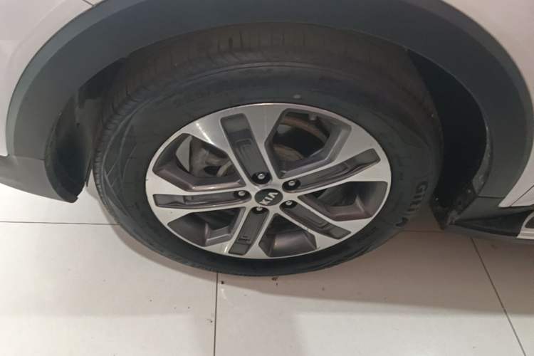 Used Kia Sportage R 2019 1.4T DCT Fashion Edition GL Left Front Wheel Hub