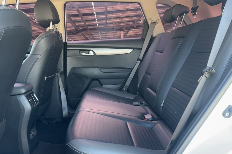 Used Kia Sportage R 2019 2.0L Automatic Smart Luxury Edition Left Rear Seat