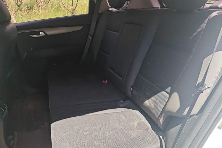 Used Kia Sportage R 2019 2.0L Automatic Smart Luxury Edition Left Rear Seat