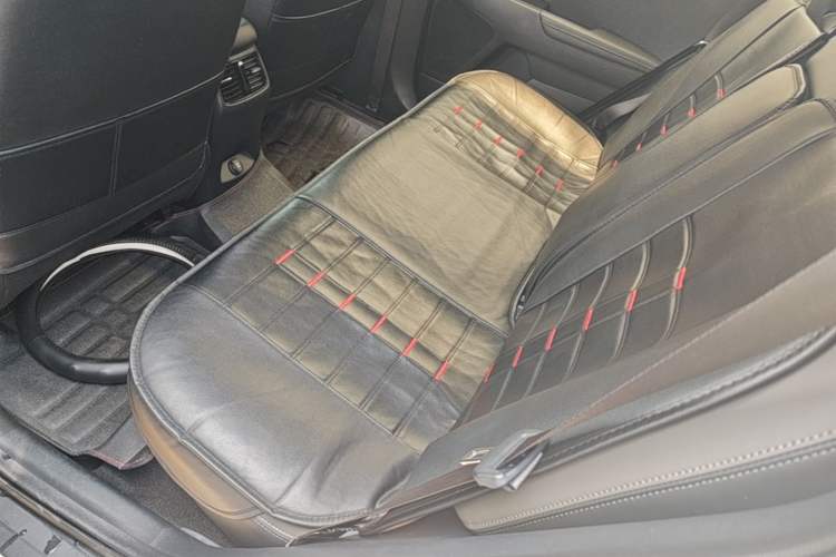 Used Kia Sportage R 2019 2.0L Automatic Smart Luxury Edition Left Rear Seat