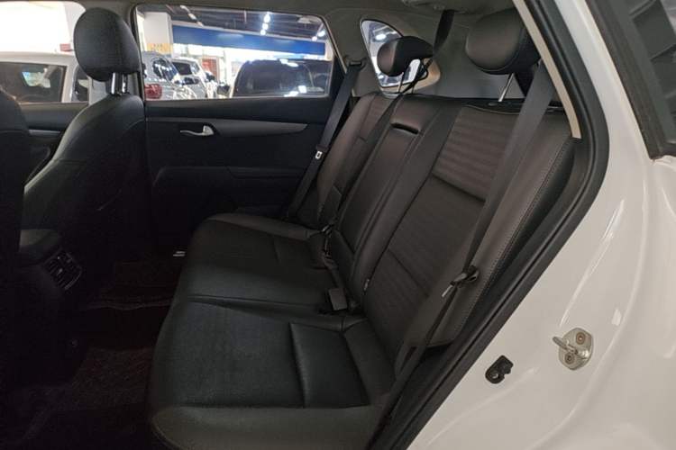 Used Kia Sportage R 2019 2.0L Automatic Smart Luxury Edition Left Rear Seat