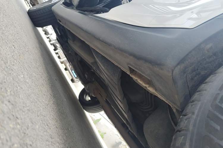 Used Kia Sportage R 2019 2.0L Automatic Smart Luxury Edition Left Side Sill