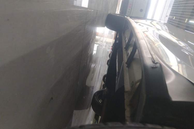 Used Kia Sportage R 2019 2.0L Automatic Smart Luxury Edition Left Side Sill