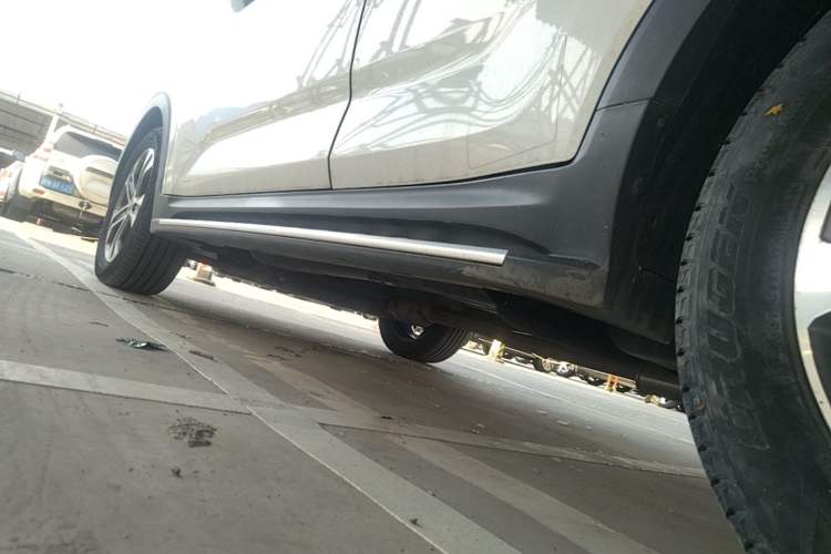 Used Kia Sportage R 2019 2.0L Automatic Smart Luxury Edition Left Side Sill