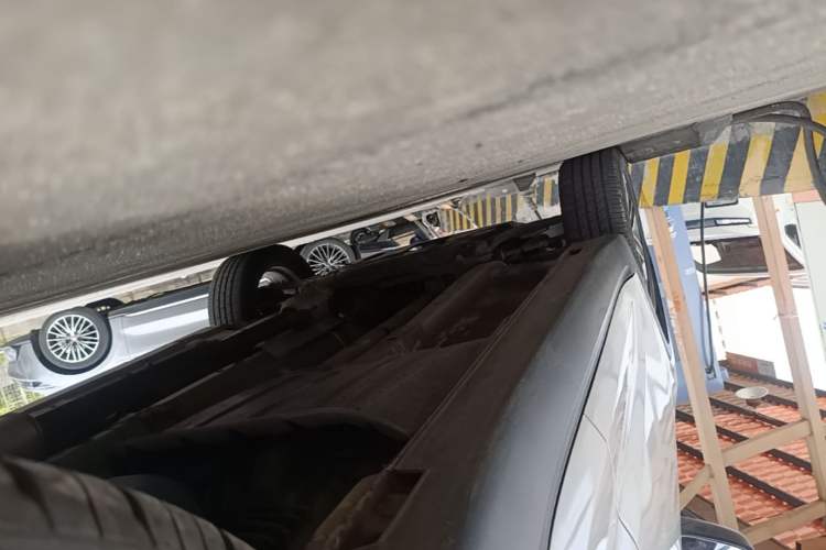 Used Kia Sportage R 2019 2.0L Automatic Smart Luxury Edition Left Side Sill