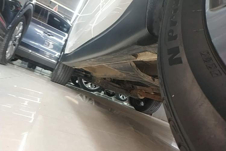 Used Kia Sportage R 2019 2.0L Automatic Smart Luxury Edition Left Side Sill