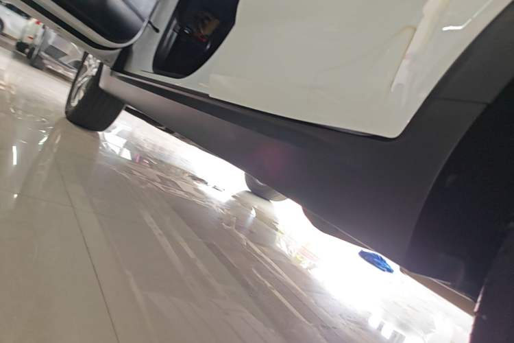 Used Kia Sportage R 2019 2.0L Automatic Smart Luxury Edition Left Side Sill