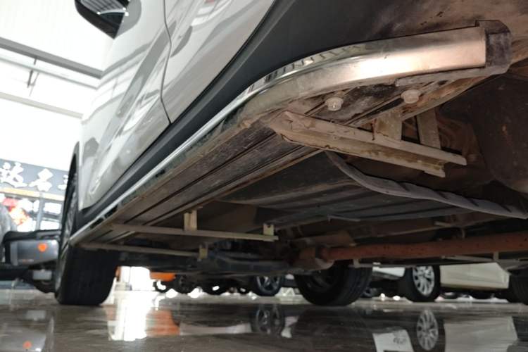 Used Kia Sportage R 2019 2.0L Automatic Smart Luxury Edition Left Side Sill