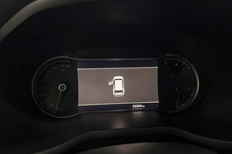 Used Kia Sportage R 2019 2.0L Automatic Smart Luxury Edition Odometer Close Up