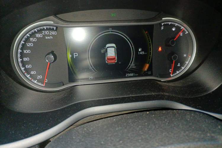 Used Kia Sportage R 2019 2.0L Automatic Smart Luxury Edition Odometer Close Up