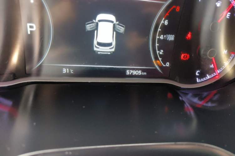 Used Kia Sportage R 2019 2.0L Automatic Smart Luxury Edition Odometer Close Up