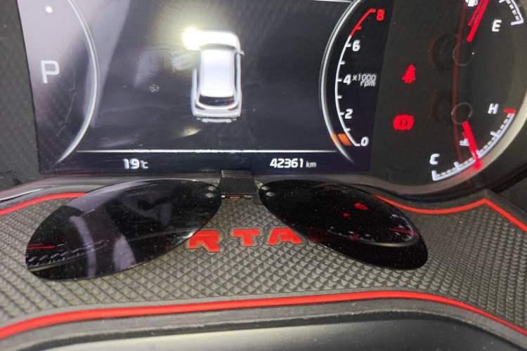 Used Kia Sportage R 2019 2.0L Automatic Smart Luxury Edition Odometer Close Up