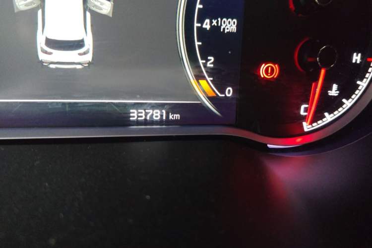Used Kia Sportage R 2019 2.0L Automatic Smart Luxury Edition Odometer Close Up