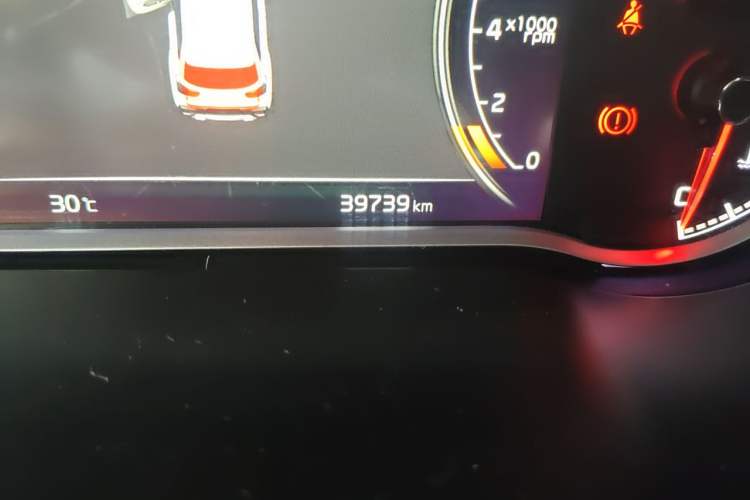 Used Kia Sportage R 2019 2.0L Automatic Smart Luxury Edition Odometer Close Up