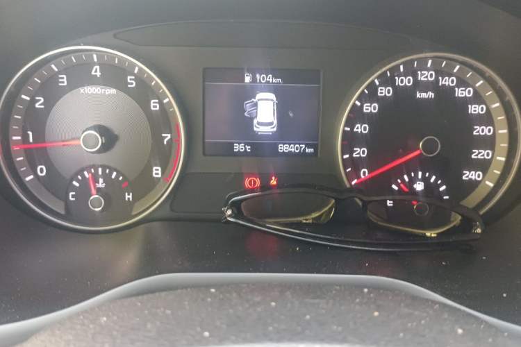 Used Kia Sportage R 2019 2.0L Manual Fashion Edition Odometer Close Up