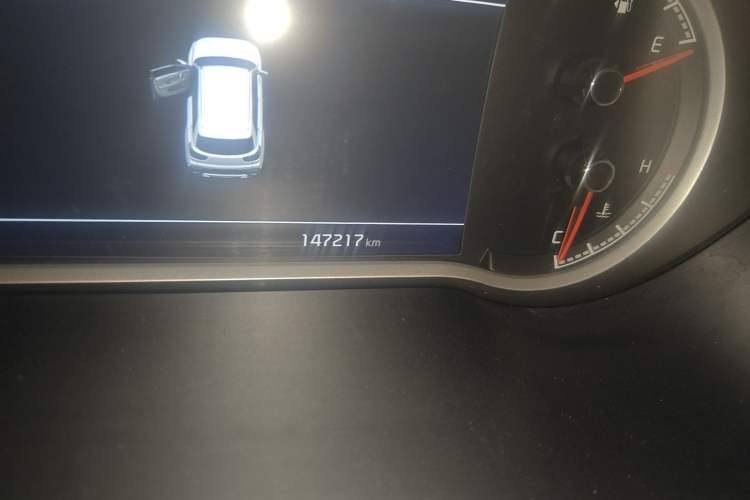 Used Kia Sportage R 2019 2.0L Automatic Smart Luxury Edition Odometer Close Up