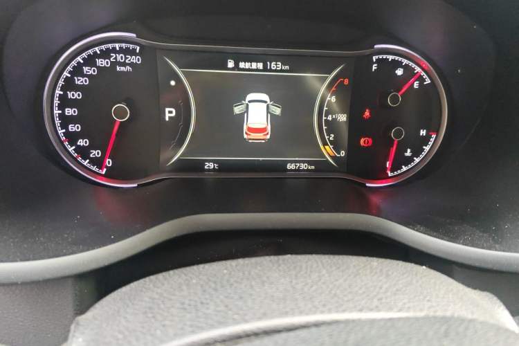 Used Kia Sportage R 2019 2.0L Automatic Smart Luxury Edition Odometer Close Up