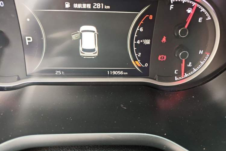 Used Kia Sportage R 2019 2.0L Automatic Smart Luxury Edition Odometer Close Up