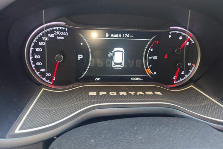 Used Kia Sportage R 2019 2.0L Automatic Smart Luxury Edition Odometer Close Up