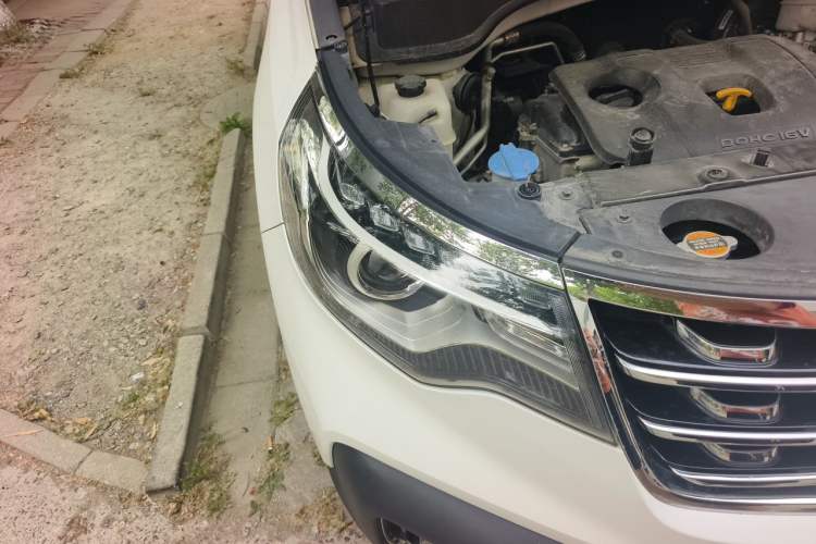 Used Kia Sportage R 2019 2.0L Automatic Smart Luxury Edition Right Front Headlight
