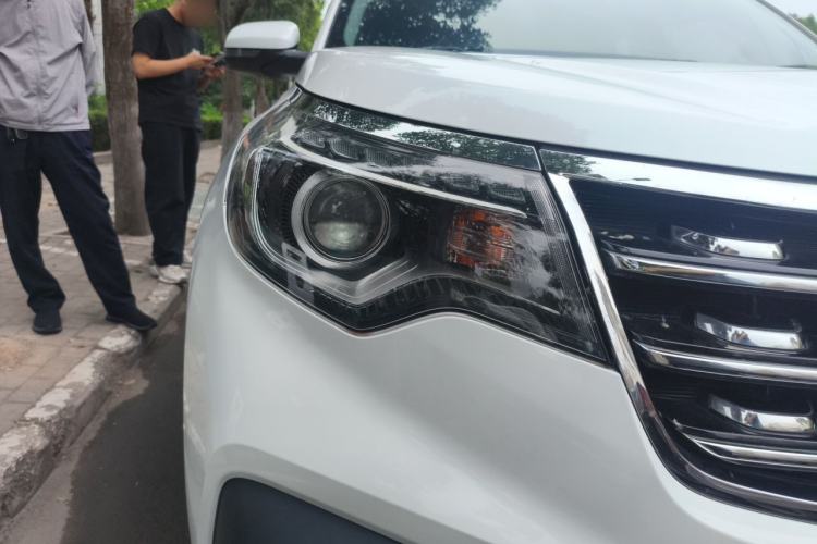 Used Kia Sportage R 2019 2.0L Automatic Smart Luxury Edition Right Front Headlight